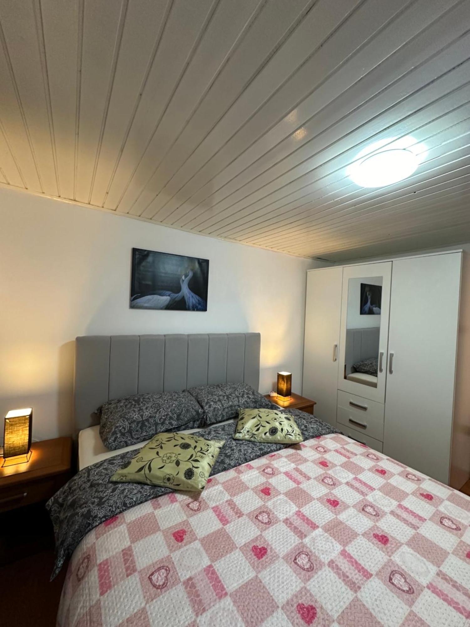 Apartment Mare Пореч Екстер'єр фото