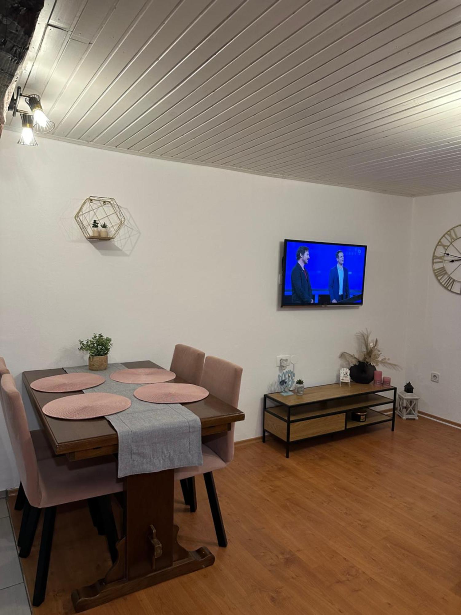 Apartment Mare Пореч Екстер'єр фото