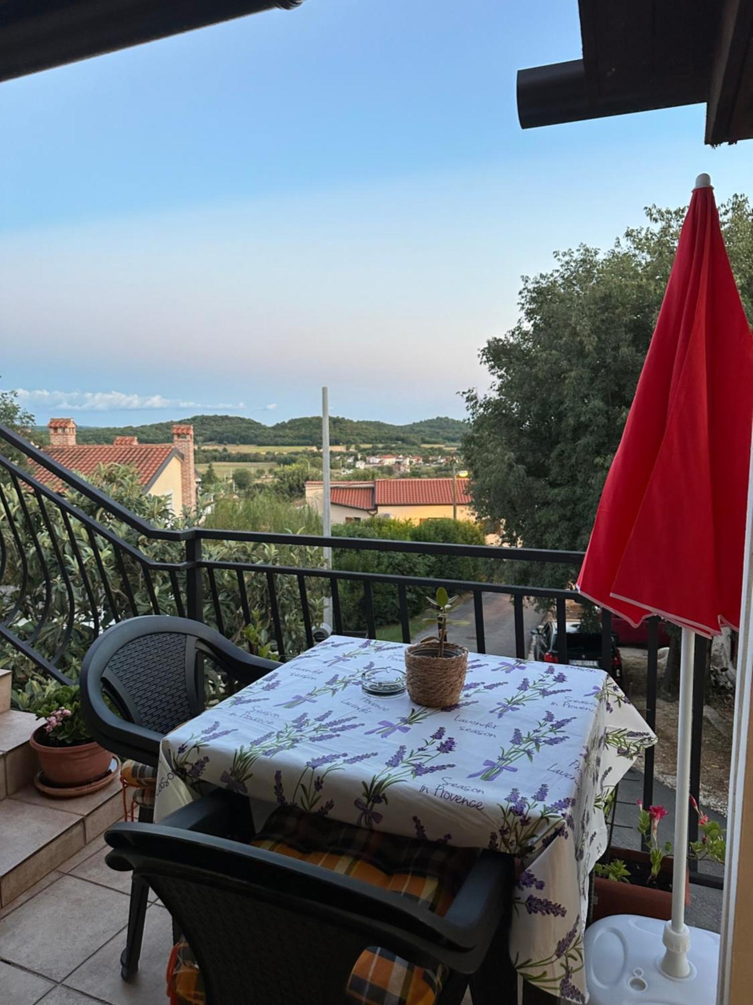 Apartment Mare Пореч Екстер'єр фото