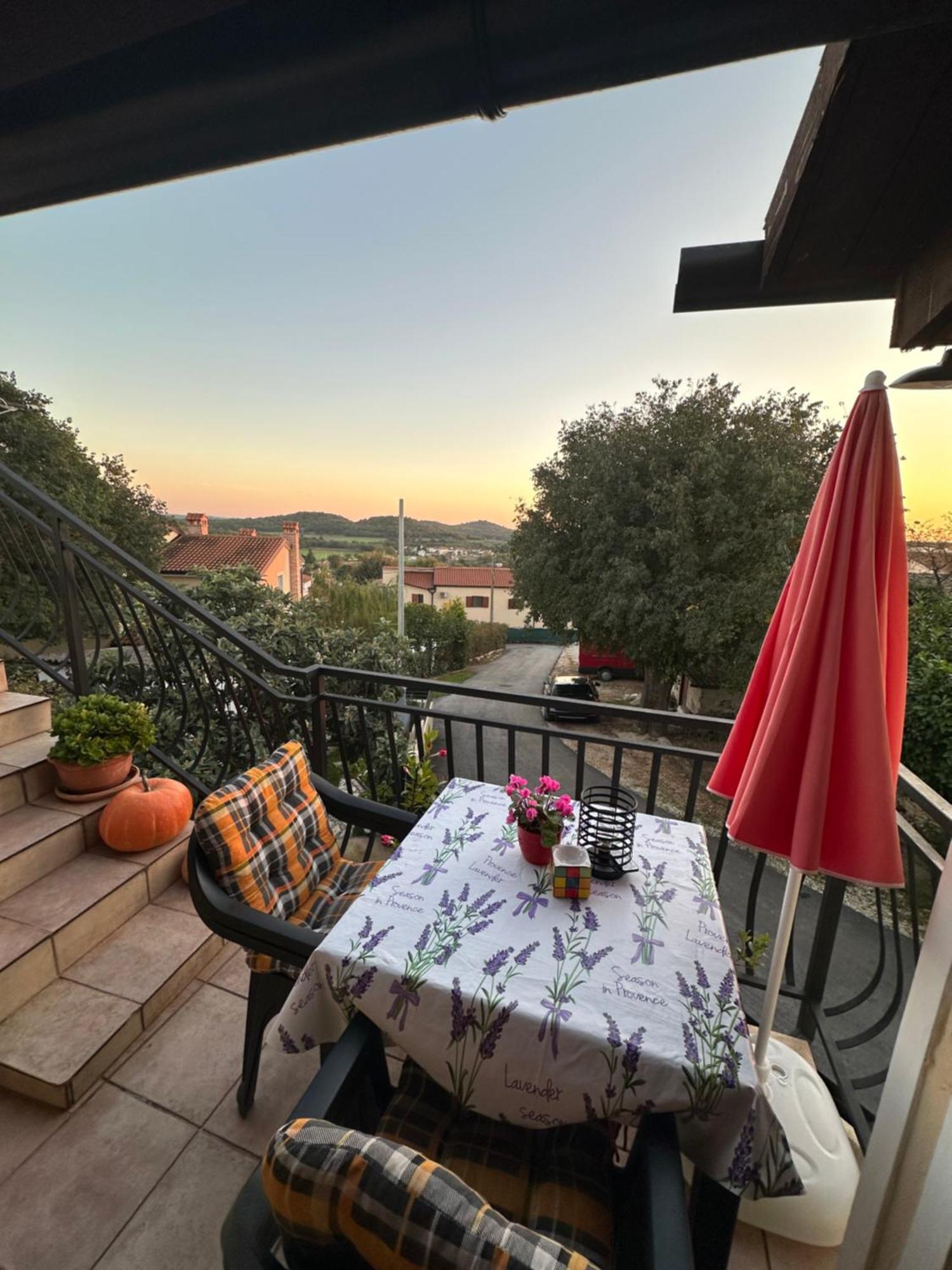 Apartment Mare Пореч Екстер'єр фото